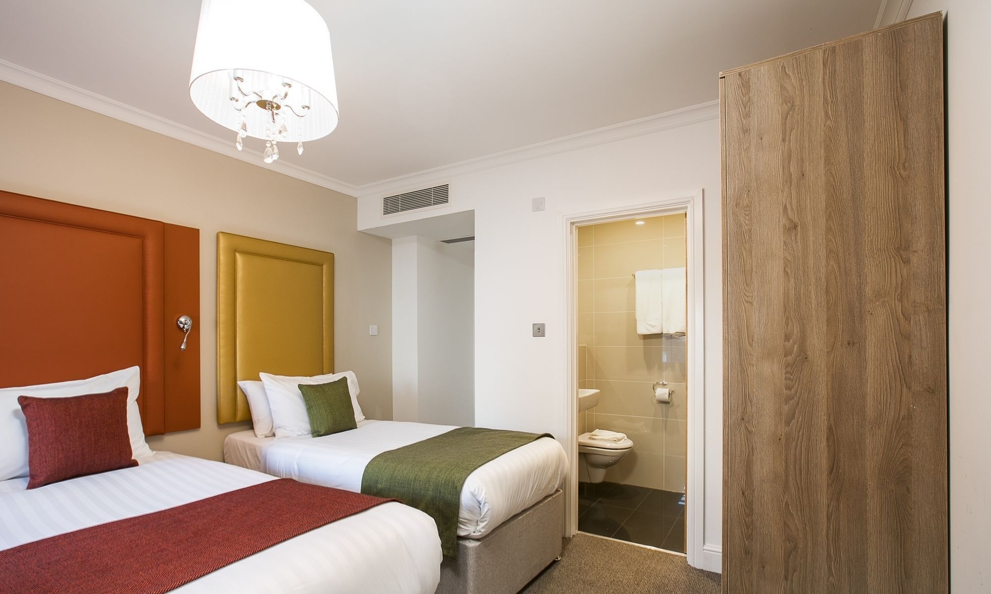 Kings Hotel